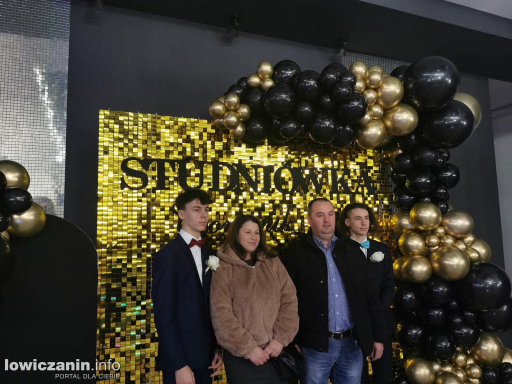 Studniówka uczniów ZSP 4 w 
