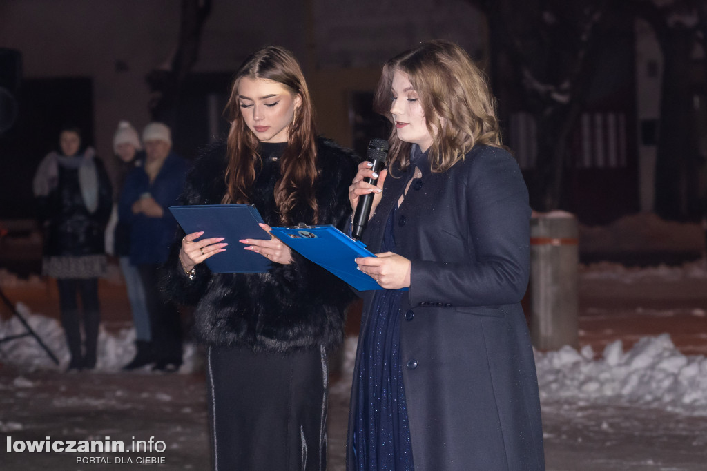 Studniówka uczniów Katolickiego LO w Głownie