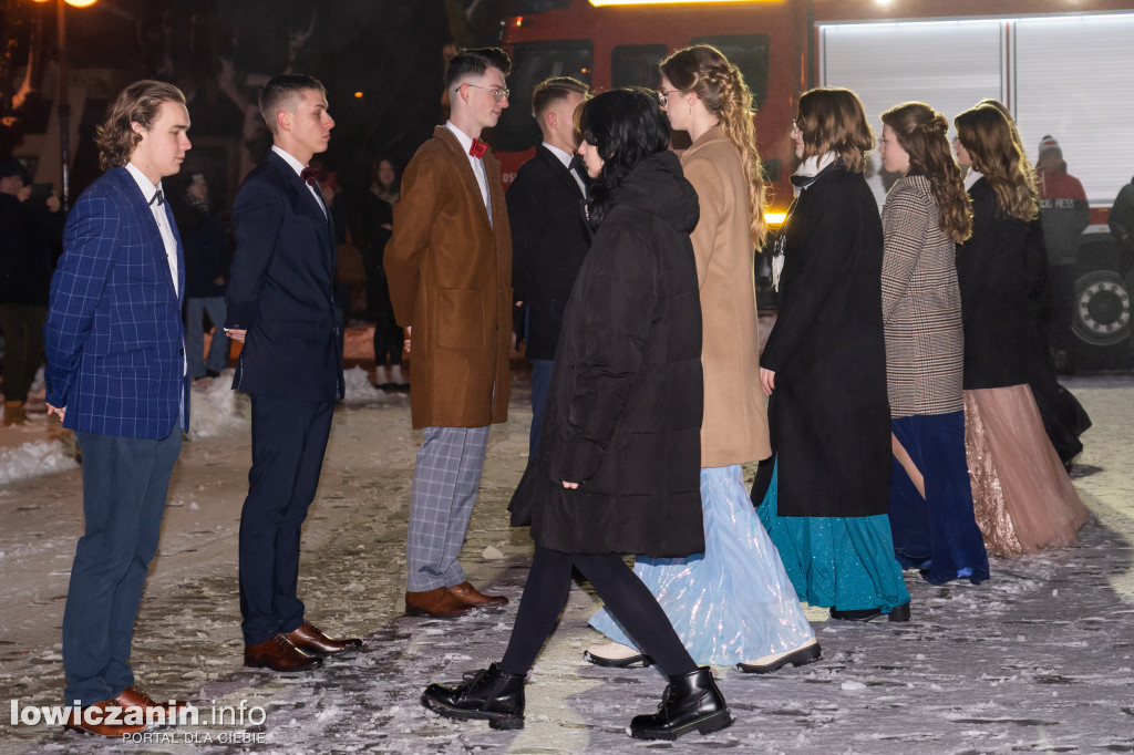 Studniówka uczniów Katolickiego LO w Głownie