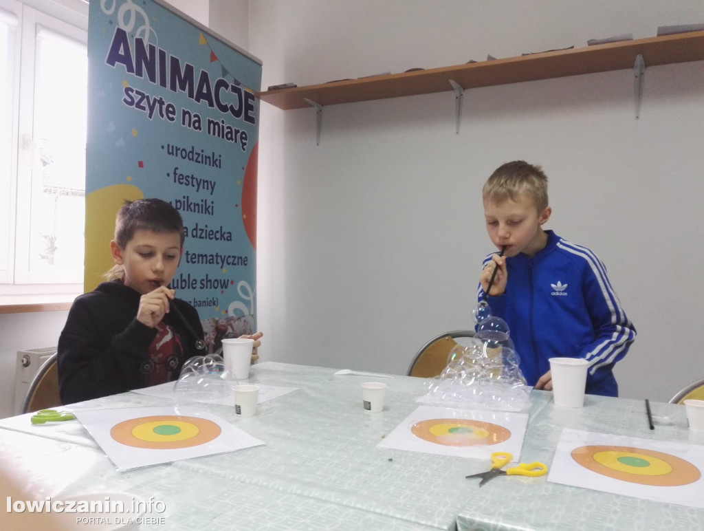 Magiczny świat baniek mydlanych w ŁOK