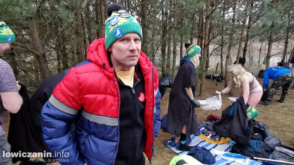 WOŚP ŁOWICZ. Morsowanie pod Dąbkowicami