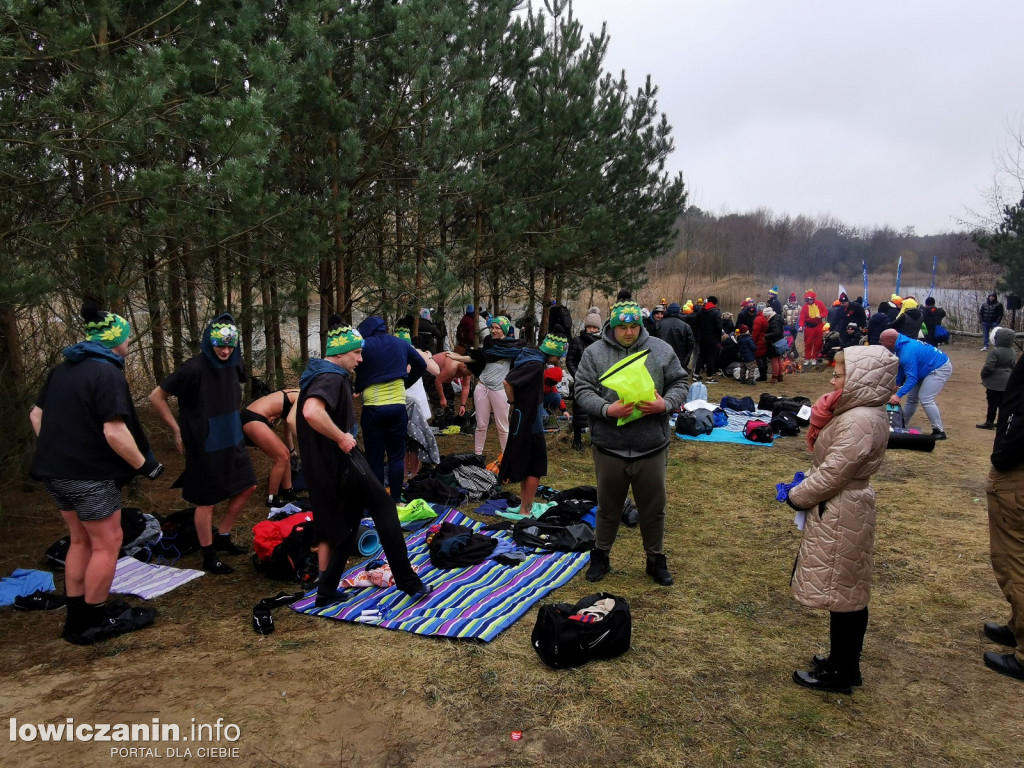 WOŚP ŁOWICZ. Morsowanie pod Dąbkowicami