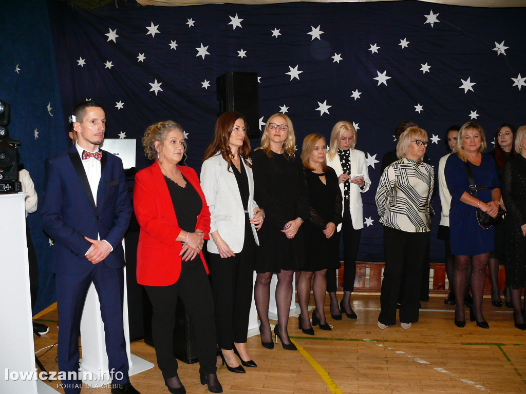 Bal ośmioklasisty w SP nr 4 w Łowiczu