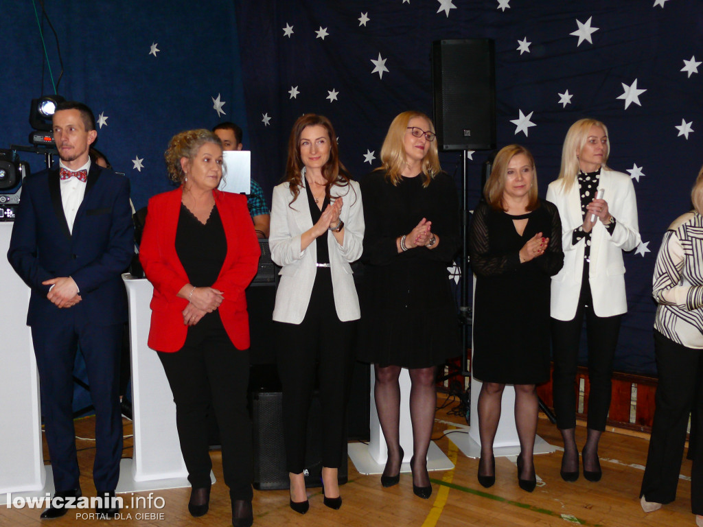Bal ośmioklasisty w SP nr 4 w Łowiczu