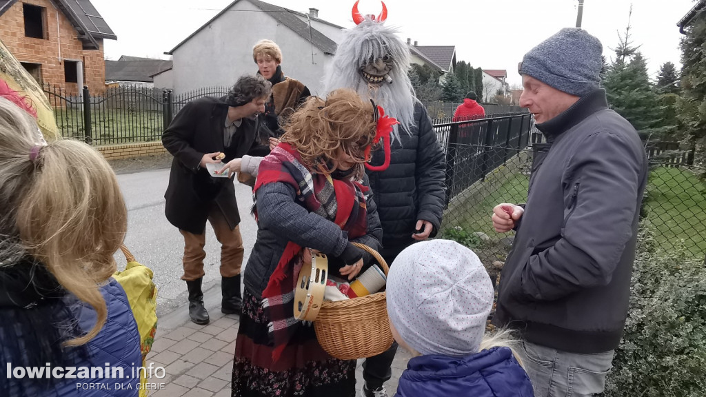 Chodzenie z misiem po Bobrownikach