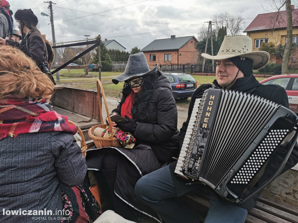 Chodzenie z misiem po Bobrownikach