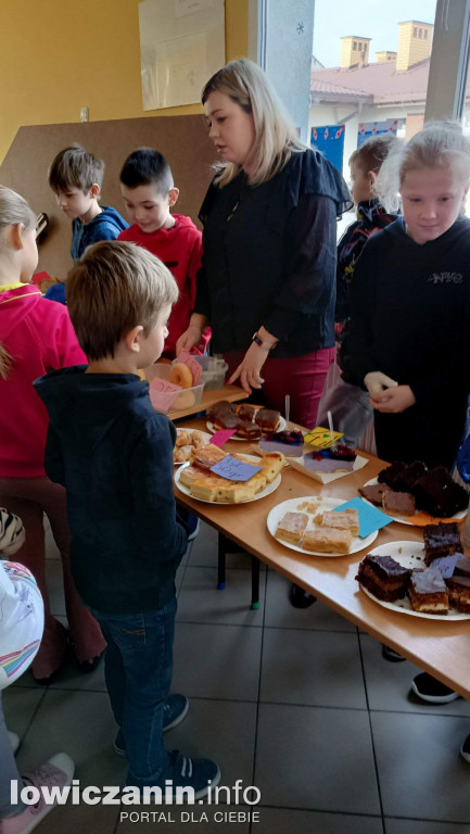 Kiermasz charytatywny w szkole w Domaniewicach