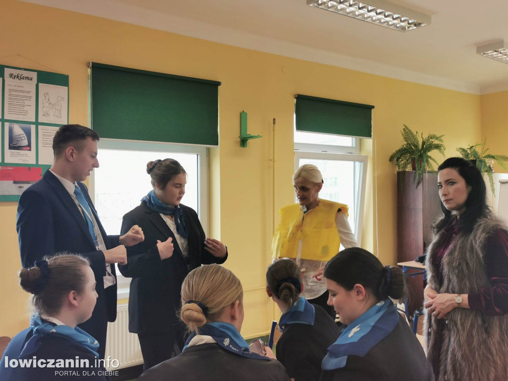 Kurs dla przyszłych stewardów w ZSP 3 w Łowiczu