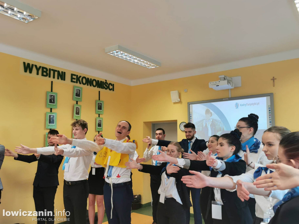 Kurs dla przyszłych stewardów w ZSP 3 w Łowiczu