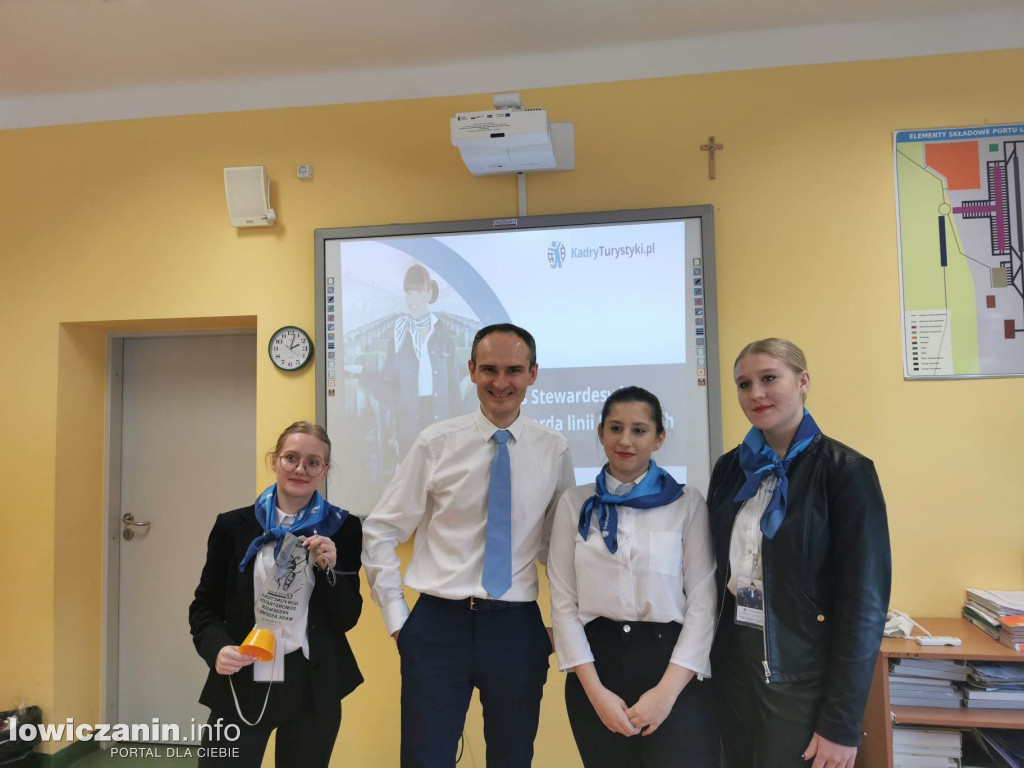 Kurs dla przyszłych stewardów w ZSP 3 w Łowiczu