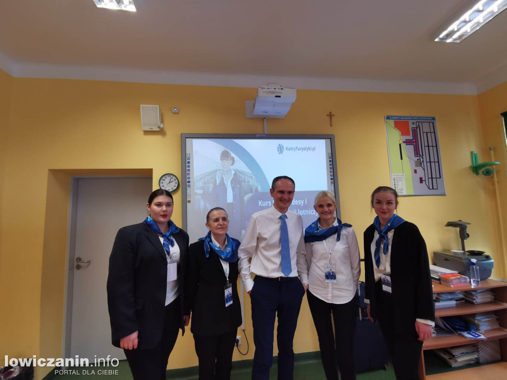 Kurs dla przyszłych stewardów w ZSP 3 w Łowiczu