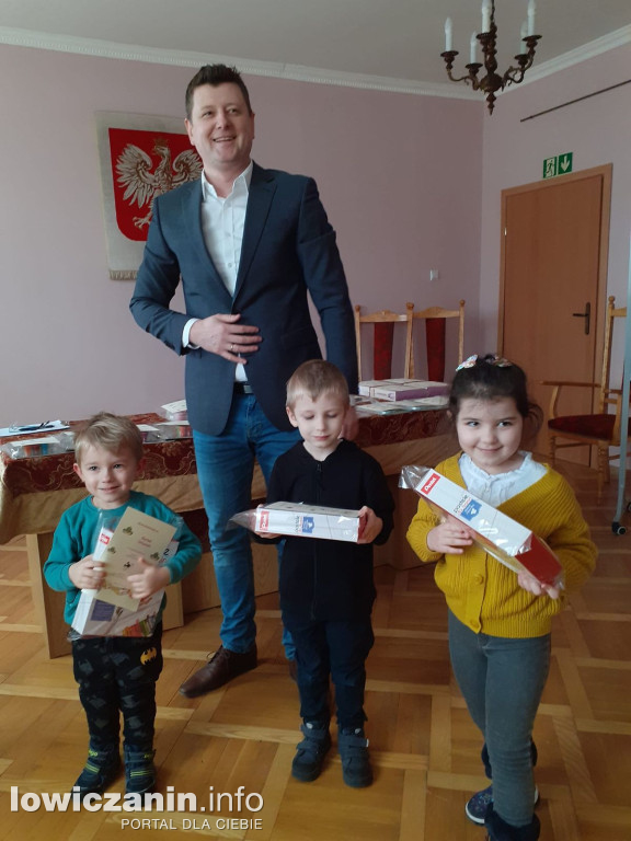 Biblioteka w Nieborowie - rozstrzygnięcie konkursu „Maska karnawałowa”