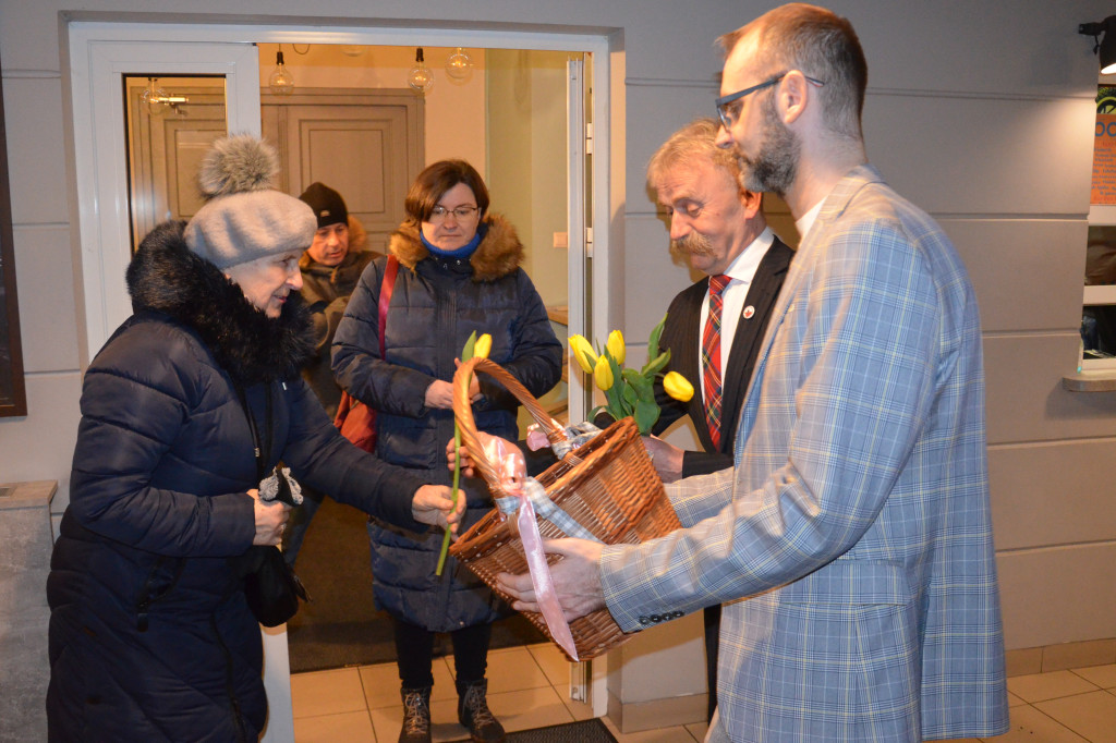 Koncert z okazji Dnia Kobiet w Łowickim Ośrodku Kultury