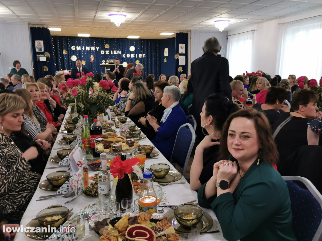 Gminny Dzień Kobiet w Chąśnie