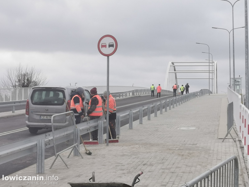 Ostatnie prace i odbiór oznakowania wiaduktu