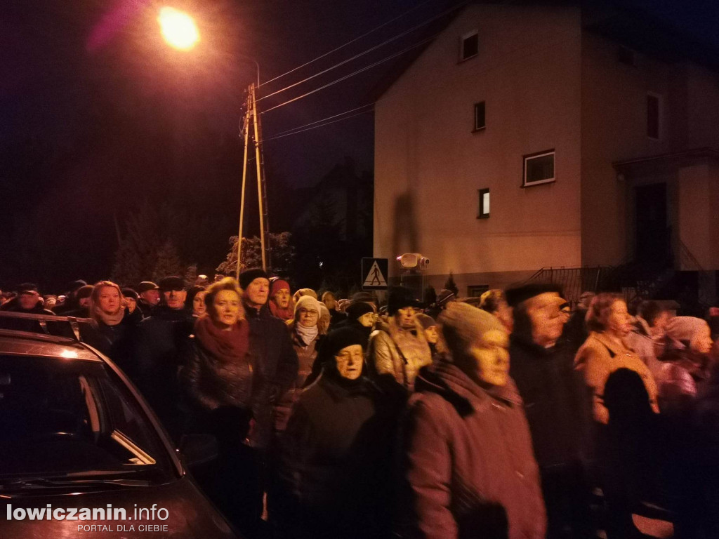 Inscenizowana Droga Krzyżowa Na Korabce