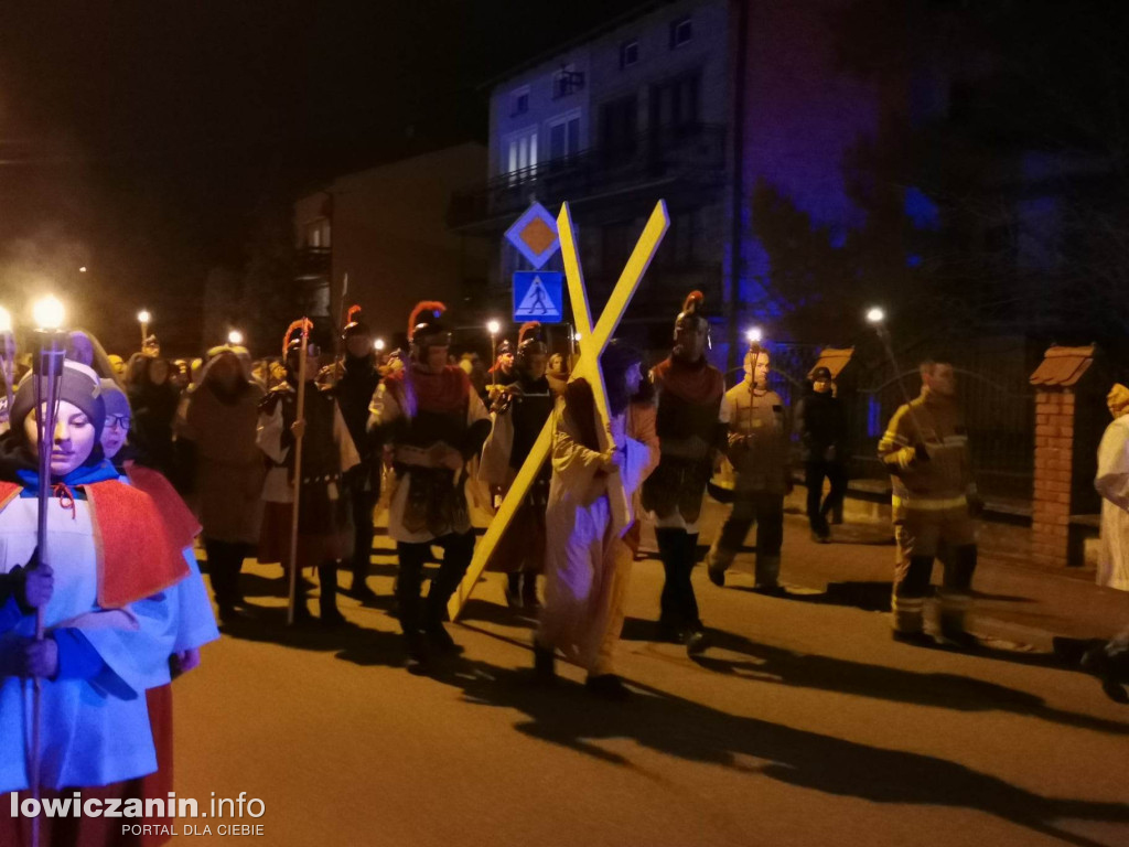 Inscenizowana Droga Krzyżowa Na Korabce