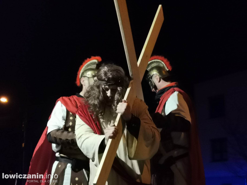 Inscenizowana Droga Krzyżowa Na Korabce