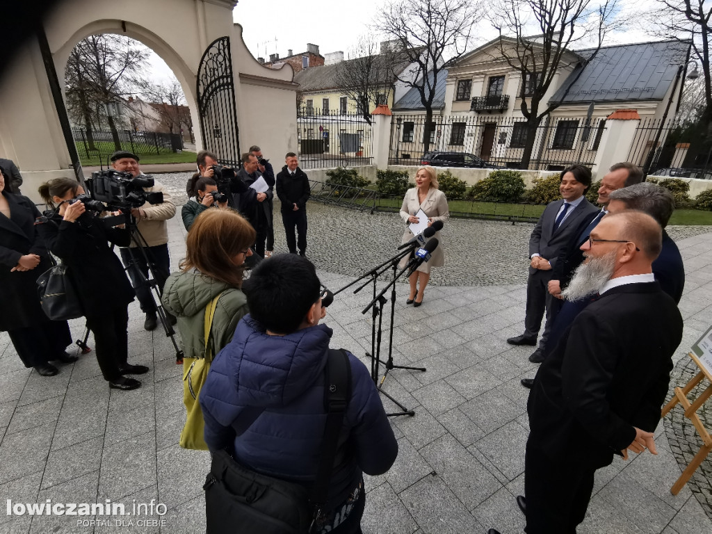 Marszałek Schreiber w Łowiczu o „Z operą przez Łódzkie”.
