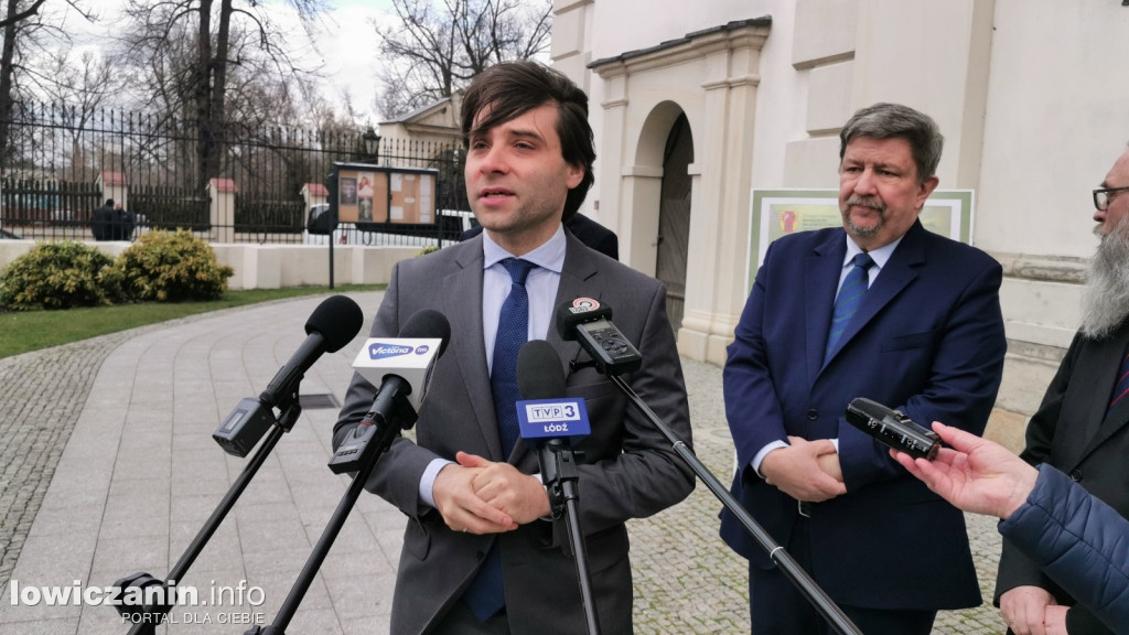Marszałek Schreiber w Łowiczu o „Z operą przez Łódzkie”.