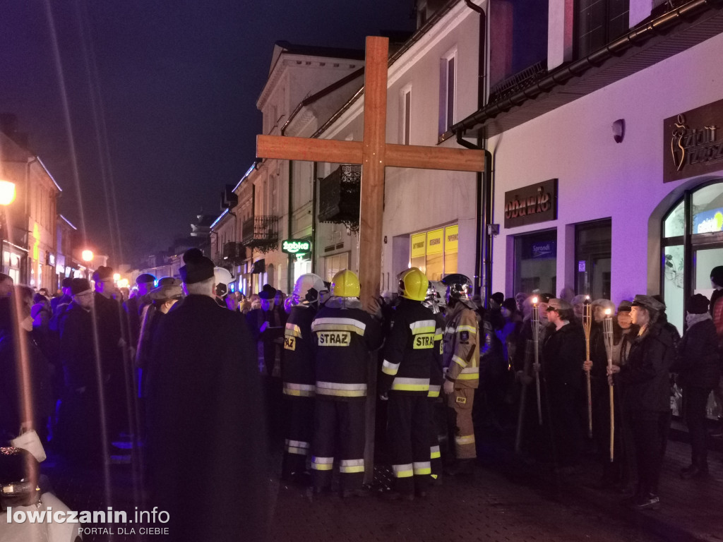 Droga Krzyżowa ulicami Łowicza