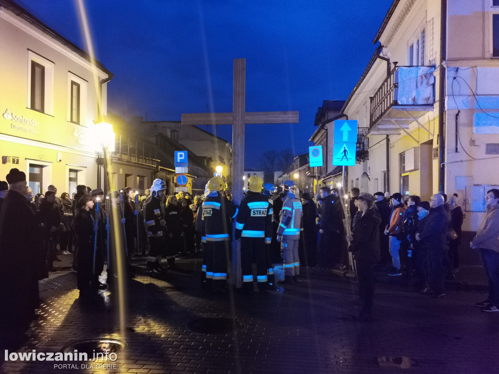 Droga Krzyżowa ulicami Łowicza