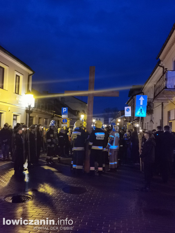 Droga Krzyżowa ulicami Łowicza