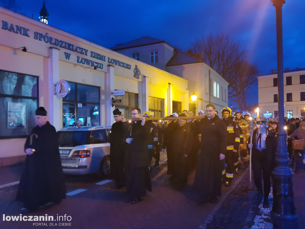 Droga Krzyżowa ulicami Łowicza