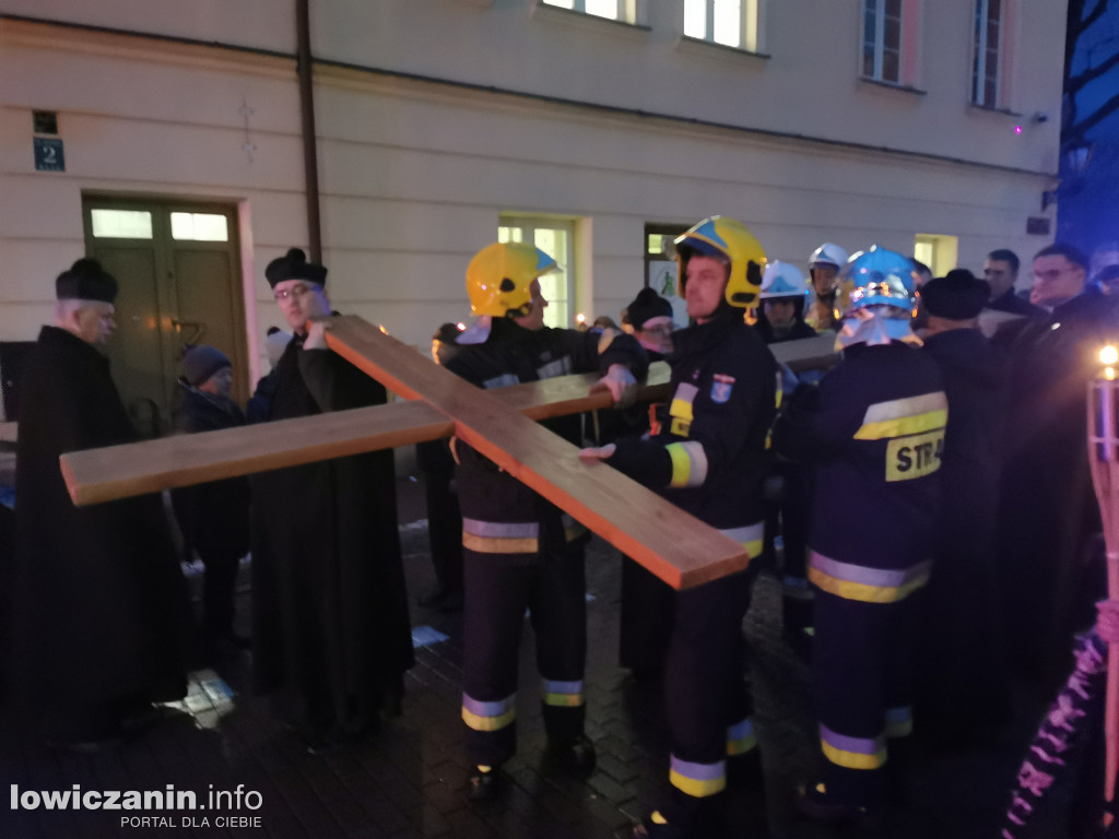 Droga Krzyżowa ulicami Łowicza