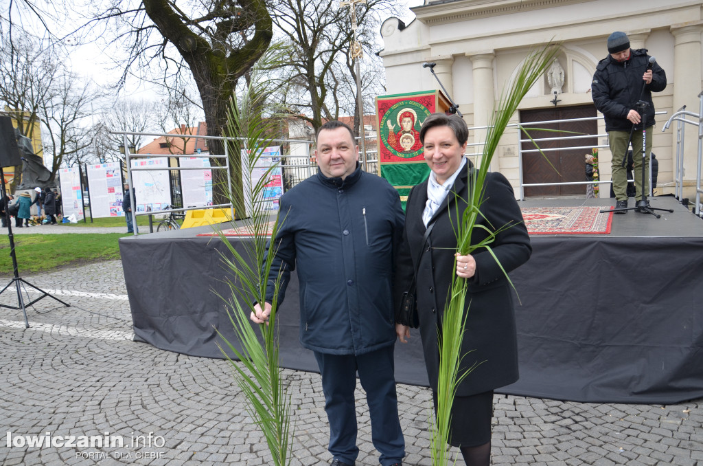 Niedziela Palmowa na Starym Rynku w Łowiczu