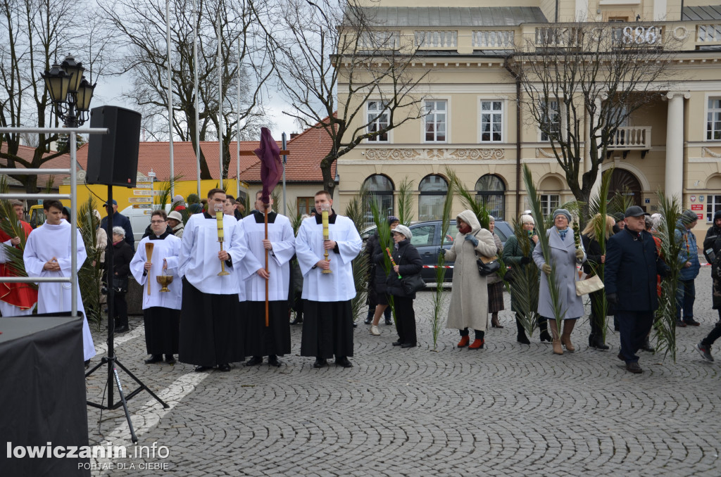 Niedziela Palmowa na Starym Rynku w Łowiczu