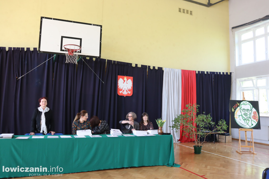 Maturzyści z Ekonomika zakończyli szkołę