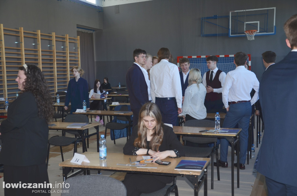 Matura z matematyki w II LO w Łowiczu