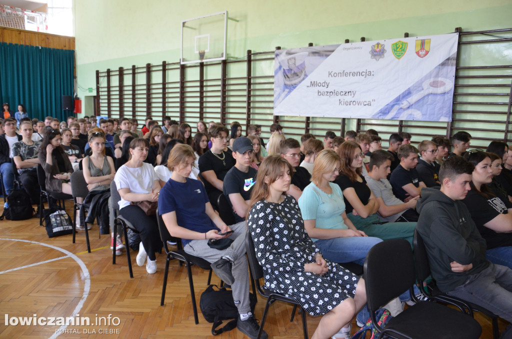 Młody bezpiczny kierowca - konferencja w Łowiczu