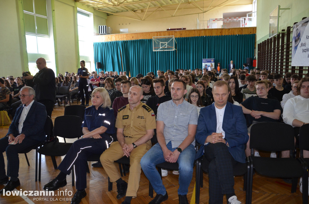 Młody bezpiczny kierowca - konferencja w Łowiczu