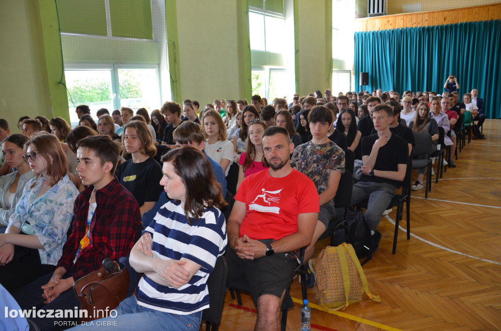 Młody bezpiczny kierowca - konferencja w Łowiczu