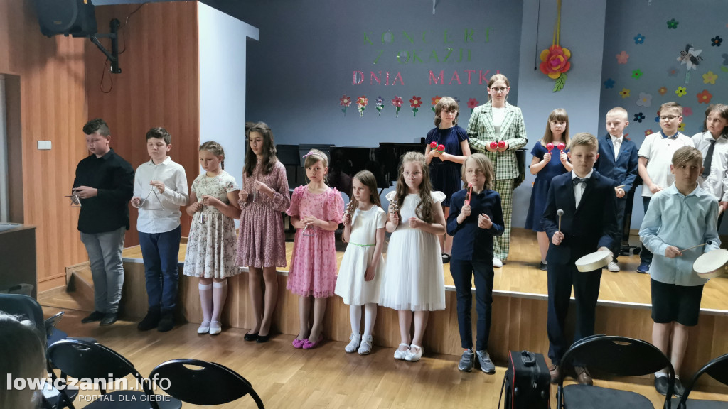 Szkoła muzyczna na Dzień Mamy