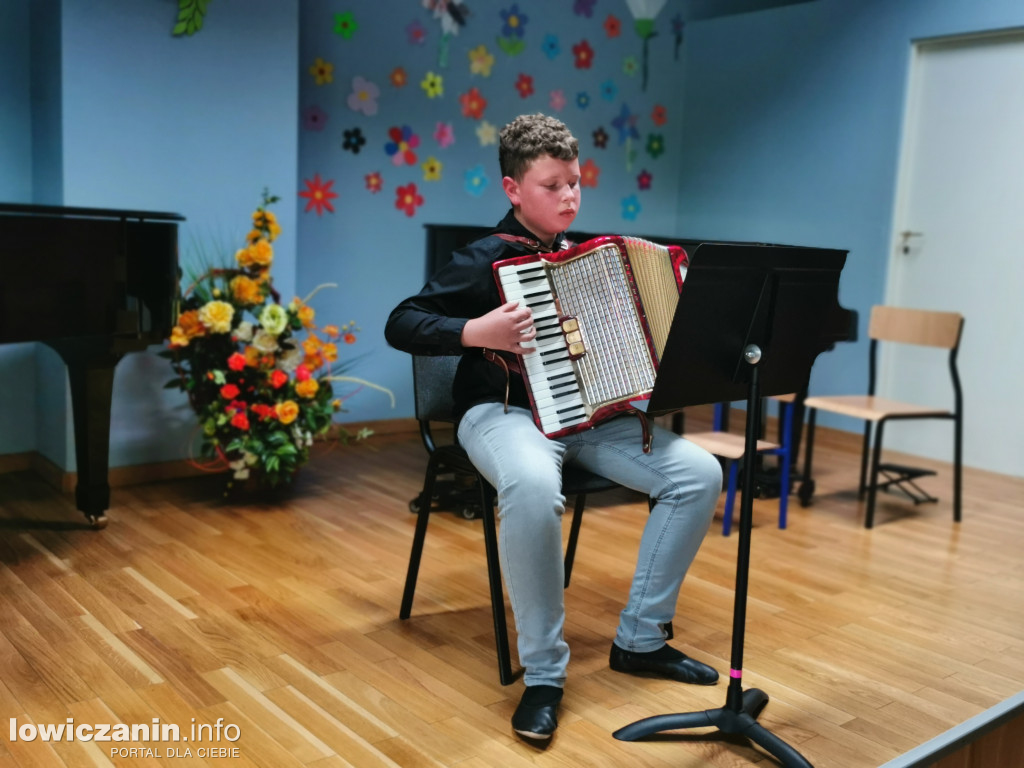 Szkoła muzyczna na Dzień Mamy