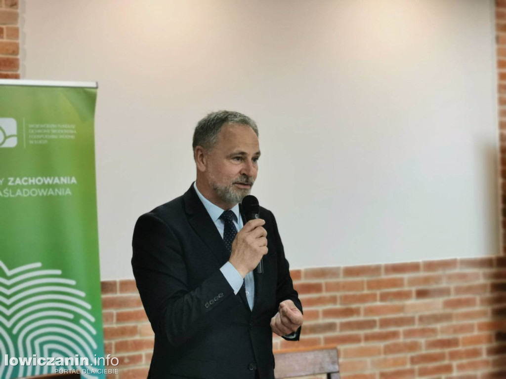 Wręczenie umów dla OSP na zakup sprzętu
