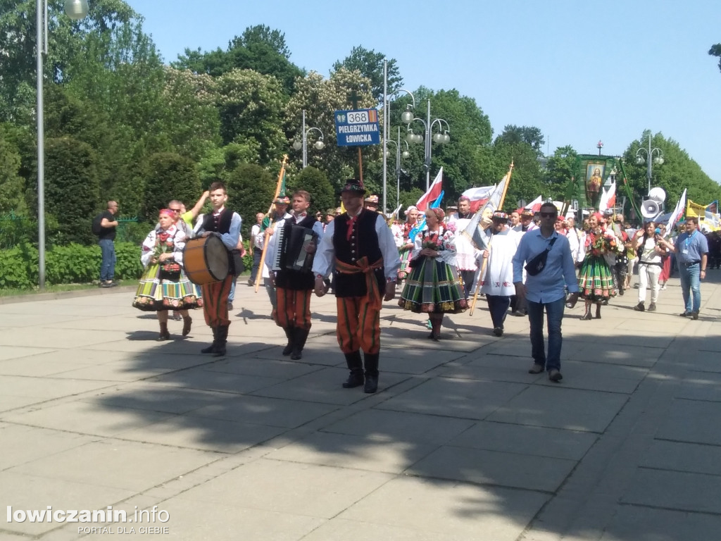 Piesza pielgrzymka z Łowicza dotarła na Jasną Górę
