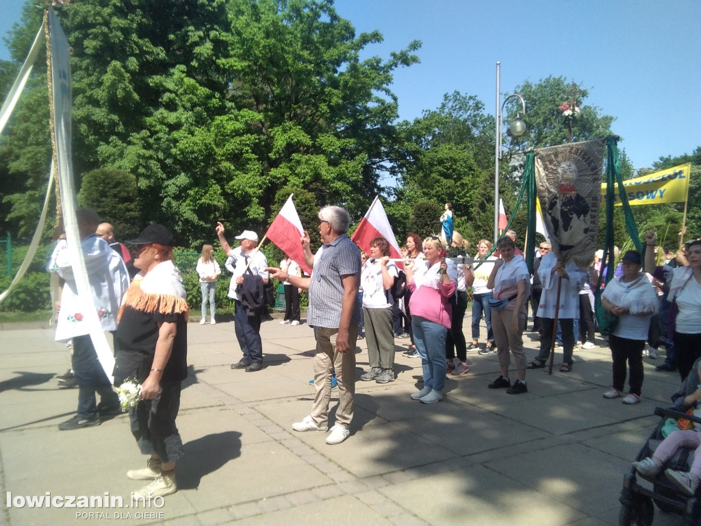 Piesza pielgrzymka z Łowicza dotarła na Jasną Górę