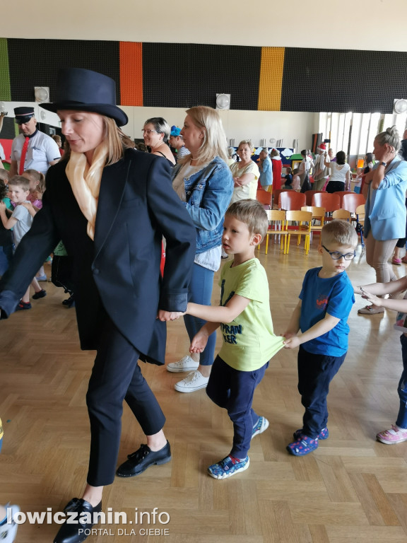 Belchów Osiedle. Rodzice wystąpili dla przedszkolaków