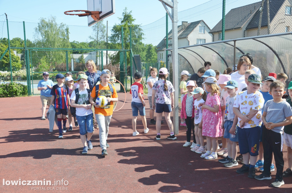 1 czerwca na sportowo w Szkole Podstawowej w Kiernozi