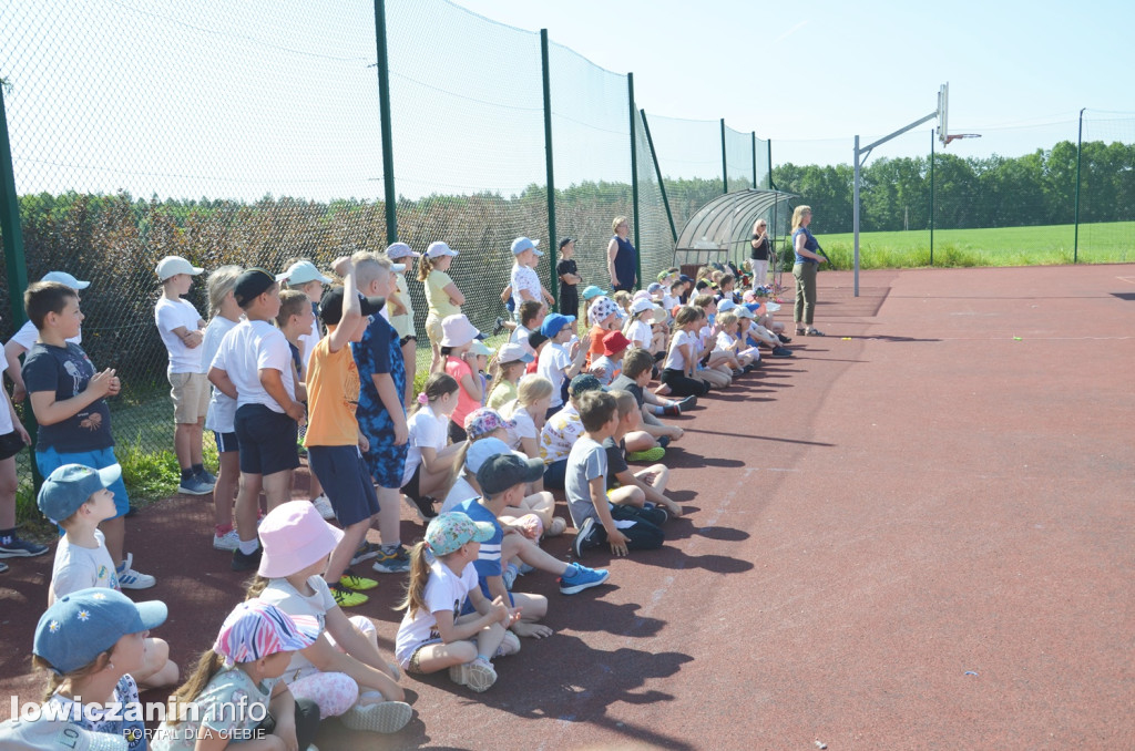 1 czerwca na sportowo w Szkole Podstawowej w Kiernozi