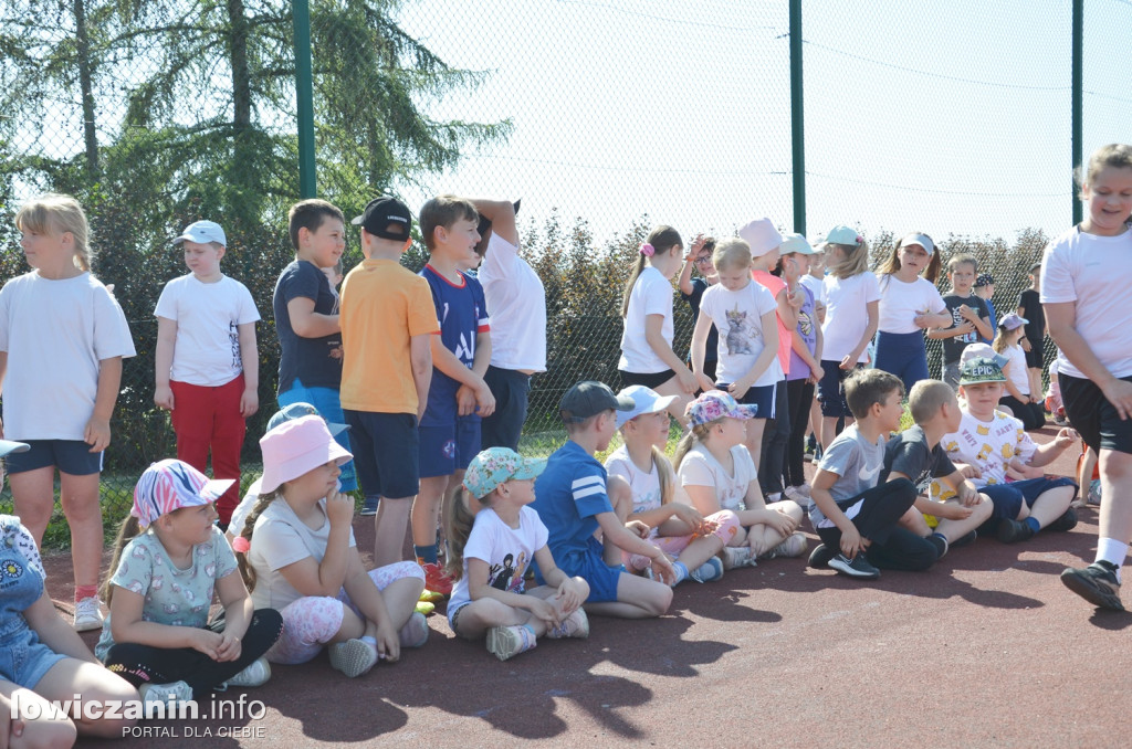 1 czerwca na sportowo w Szkole Podstawowej w Kiernozi