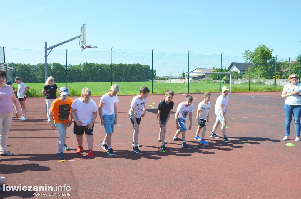 1 czerwca na sportowo w Szkole Podstawowej w Kiernozi