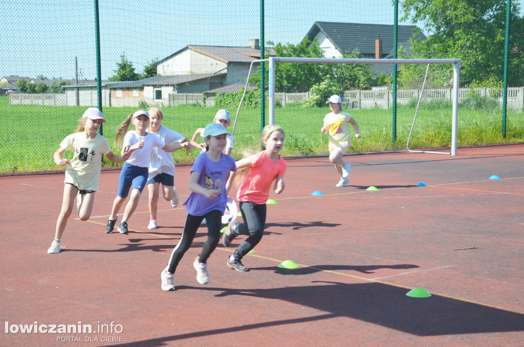 1 czerwca na sportowo w Szkole Podstawowej w Kiernozi