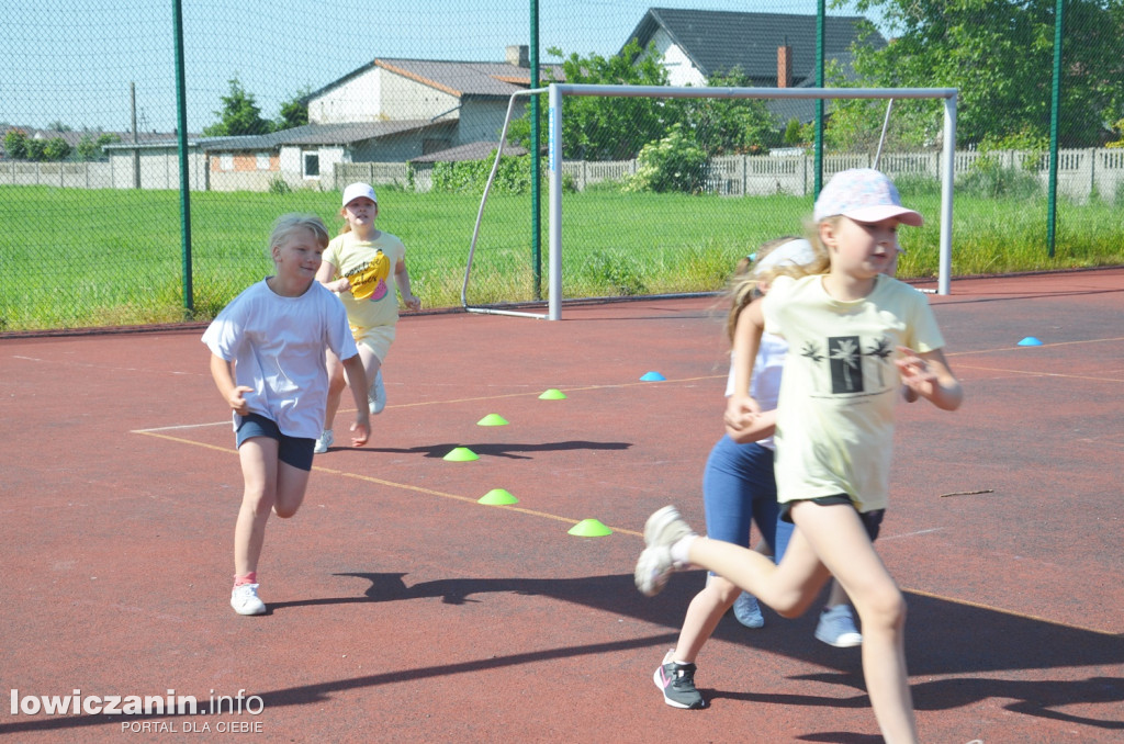 1 czerwca na sportowo w Szkole Podstawowej w Kiernozi
