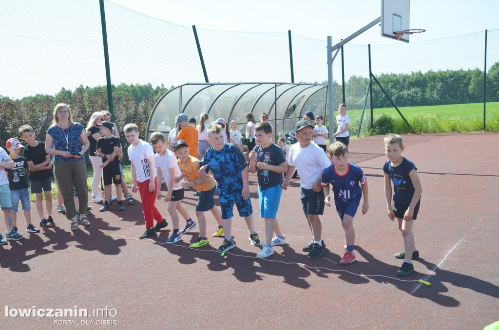 1 czerwca na sportowo w Szkole Podstawowej w Kiernozi