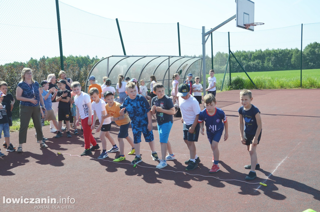 1 czerwca na sportowo w Szkole Podstawowej w Kiernozi